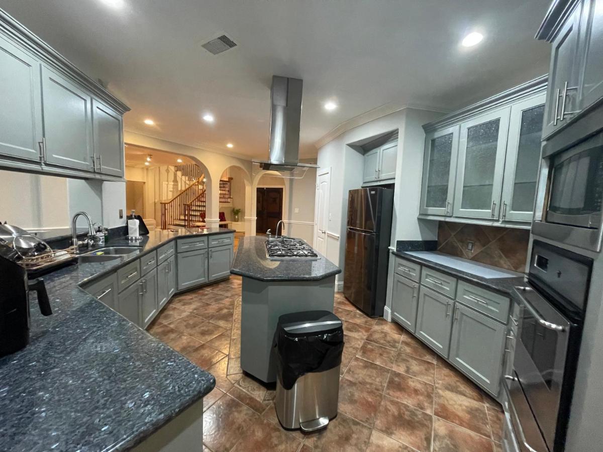 Luxuria Mini-Mansion Near Houston Downtownヴィラ エクステリア 写真