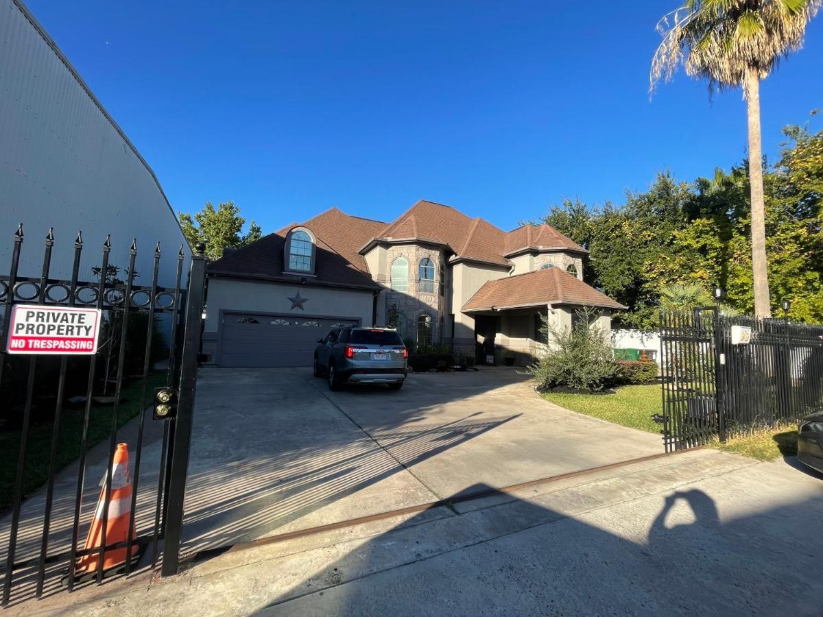 Luxuria Mini-Mansion Near Houston Downtownヴィラ エクステリア 写真